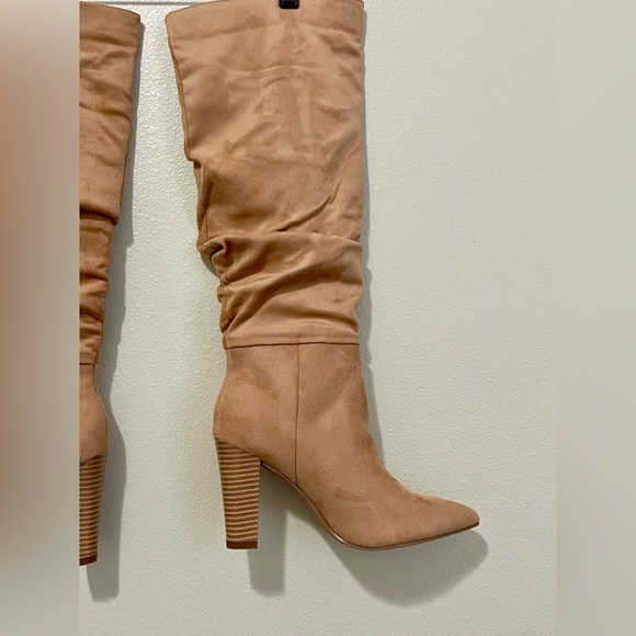 Faux suede slouch boots NWOT size 6.5 women’s tan heels classic fall casual - Picture 3 of 10
